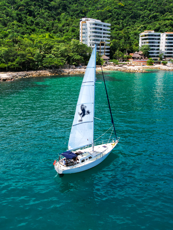 Maui - Traditional Sailboat